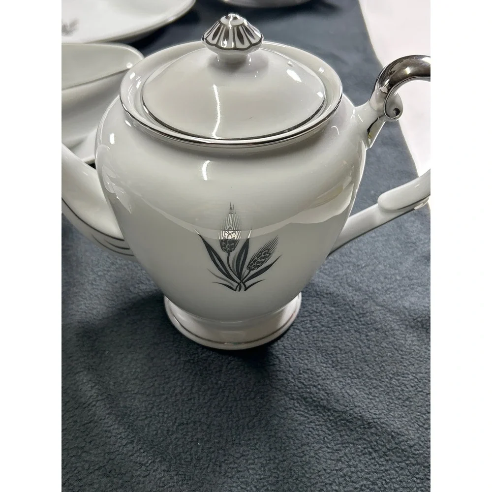 S China Japan A-5263 Fine China Set Silver Wheat White Porcelain Vintage 20+ Pcs